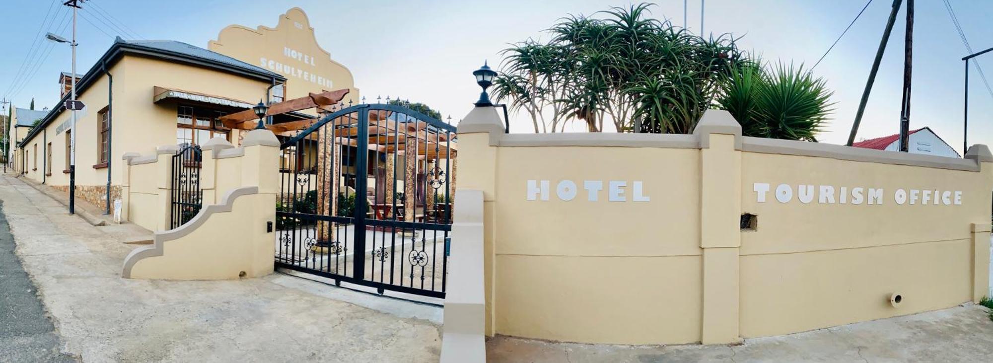 Schulteheim Hotel Uniondale  Екстериор снимка